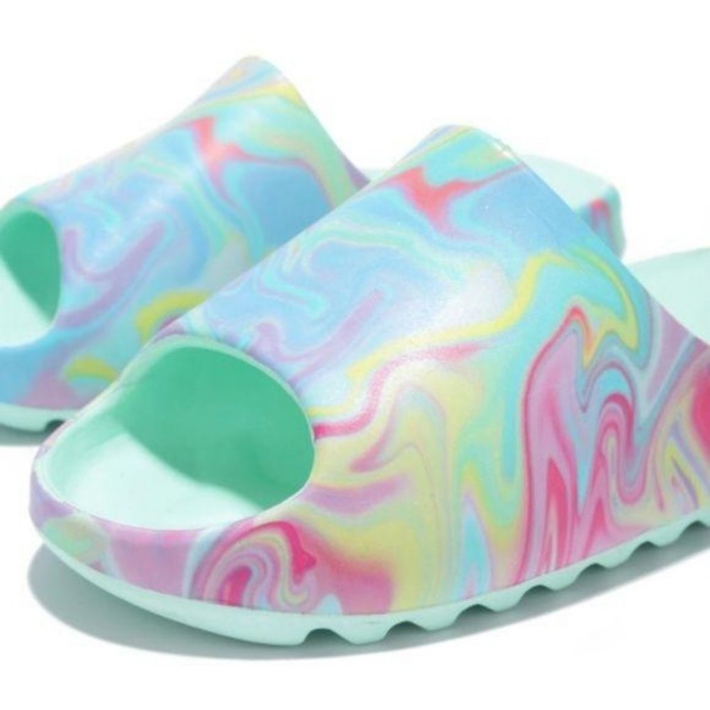 Lounge Slide Sandals in Swirl Mint - Picture 2 of 4